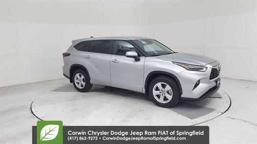 2024 Toyota Highlander LE
