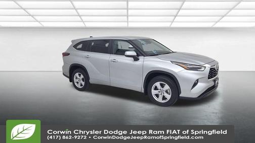 2024 Toyota Highlander LE