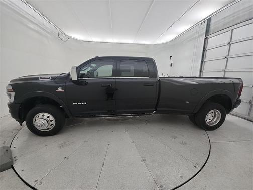 2025 RAM 3500 Limited