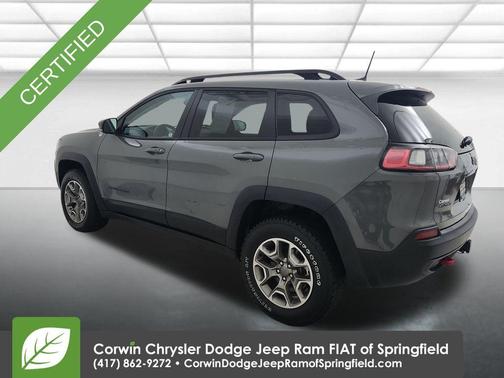 2022 Jeep Cherokee Trailhawk