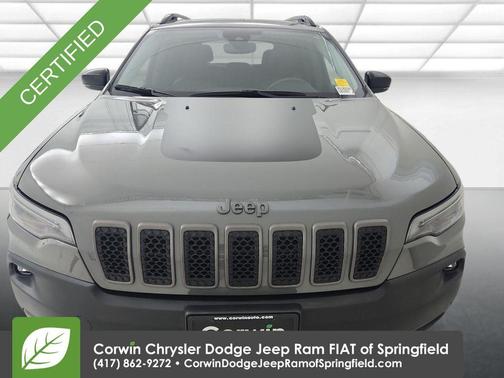 2022 Jeep Cherokee Trailhawk