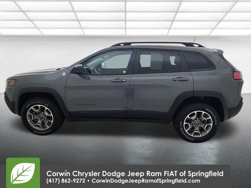 2022 Jeep Cherokee Trailhawk