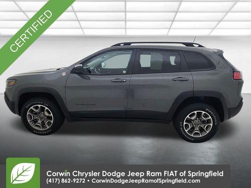 2022 Jeep Cherokee Trailhawk