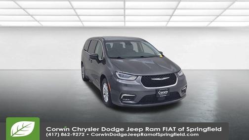 2023 Chrysler Pacifica Touring-L