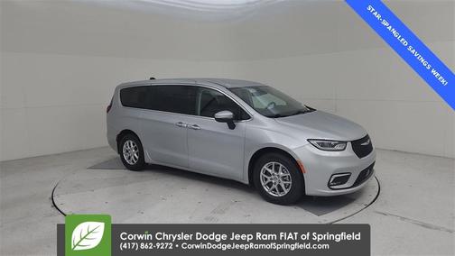 2023 Chrysler Pacifica Touring-L