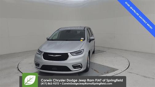 2023 Chrysler Pacifica Touring-L