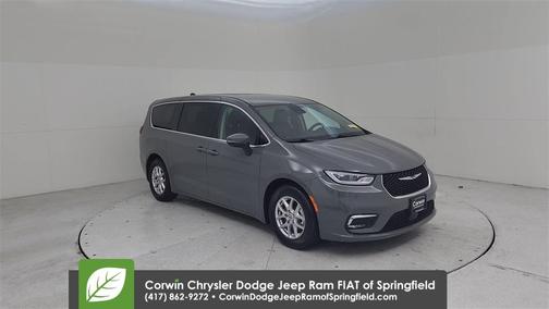 2023 Chrysler Pacifica Touring-L