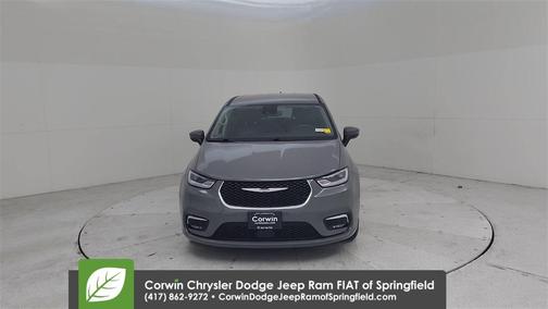 2023 Chrysler Pacifica Touring-L