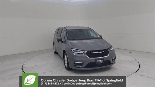 2023 Chrysler Pacifica Touring-L