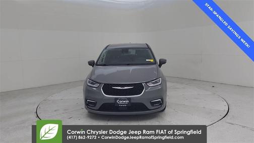 2023 Chrysler Pacifica Touring-L