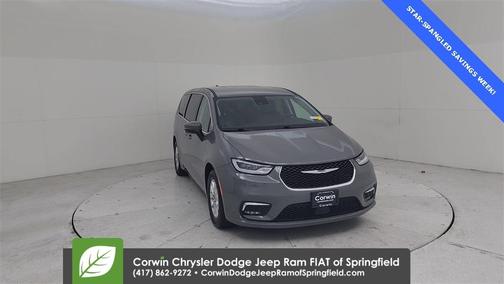 2023 Chrysler Pacifica Touring-L