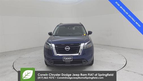 2025 Nissan Pathfinder SV