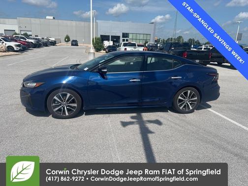 2023 Nissan Maxima SV