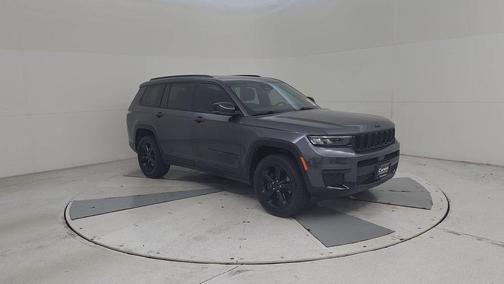 Metallic 2023 Jeep Grand Cherokee L Laredo
