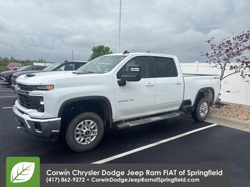 Summit White 2025 Chevrolet Silverado 2500 LT