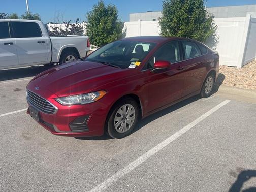 2019 Ford Fusion S