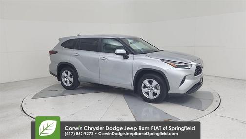 2024 Toyota Highlander LE