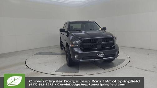 Brilliant Black Crystal Pearlcoat 2017 RAM 1500 Express