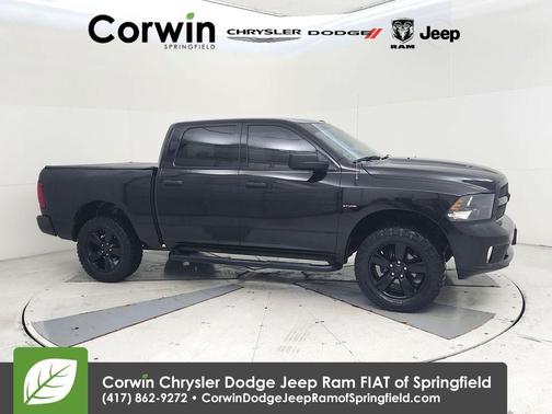 Brilliant Black Crystal Pearlcoat 2017 RAM 1500 Express