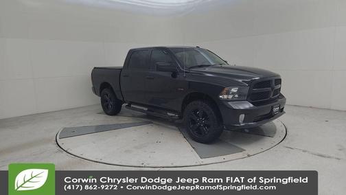 Brilliant Black Crystal Pearlcoat 2017 RAM 1500 Express