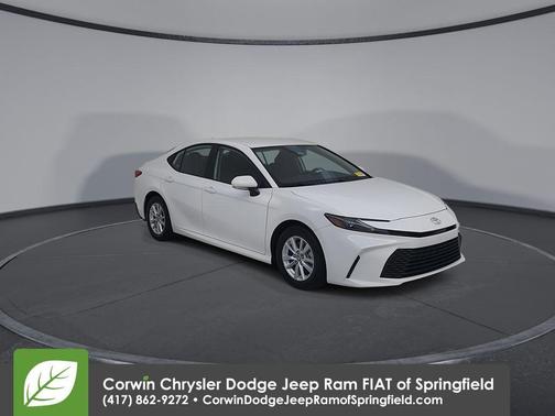 Ice 2026 Toyota Camry LE