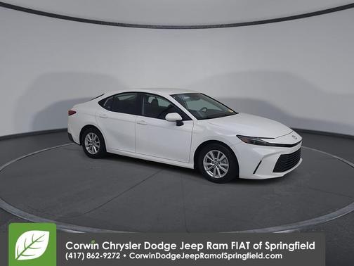 Ice 2026 Toyota Camry LE