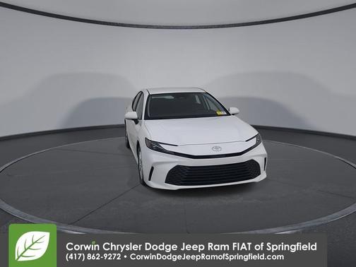 Ice 2026 Toyota Camry LE