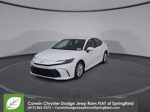 Ice 2026 Toyota Camry LE