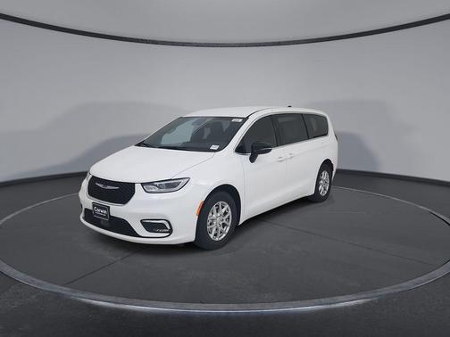 Bright White Clearcoat 2026 Chrysler Pacifica Select