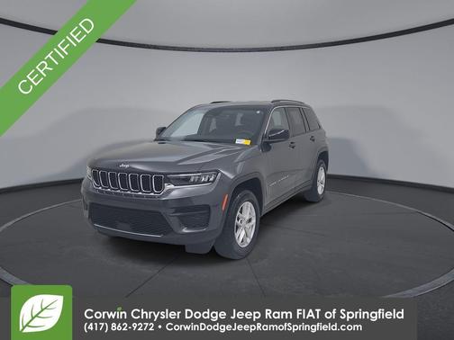 Metallic 2023 Jeep Grand Cherokee Laredo