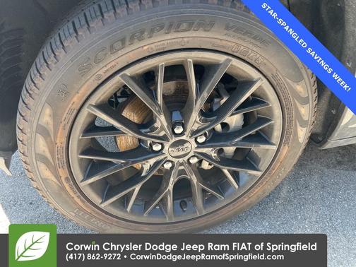 2022 Jeep Grand Cherokee Summit