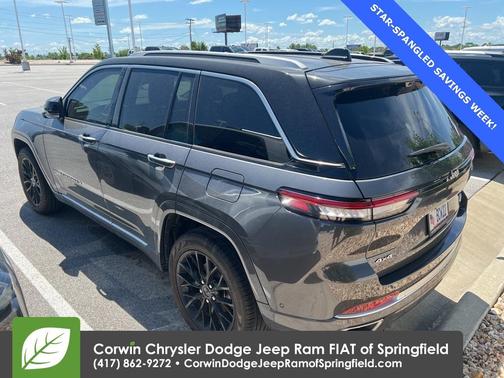 2022 Jeep Grand Cherokee Summit