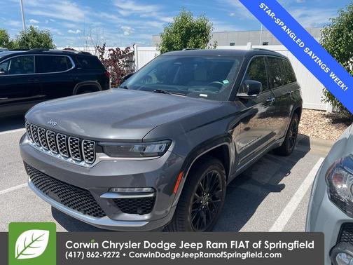 2022 Jeep Grand Cherokee Summit
