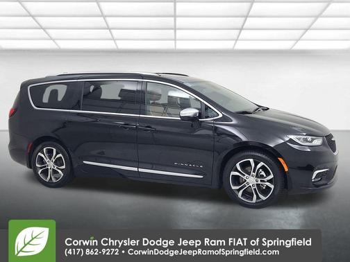 2025 Chrysler Pacifica Pinnacle