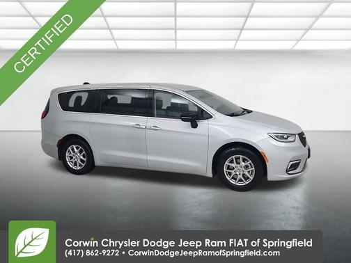 2024 Chrysler Pacifica Touring-L