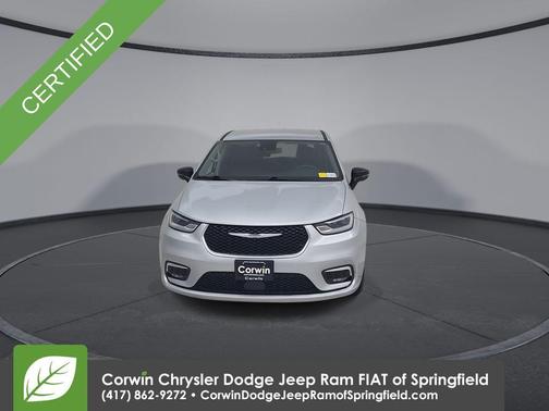 2024 Chrysler Pacifica Touring-L