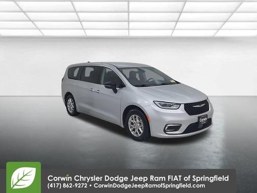 2024 Chrysler Pacifica Touring-L