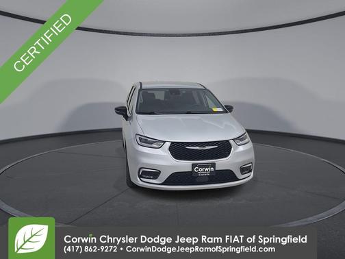 2024 Chrysler Pacifica Touring-L