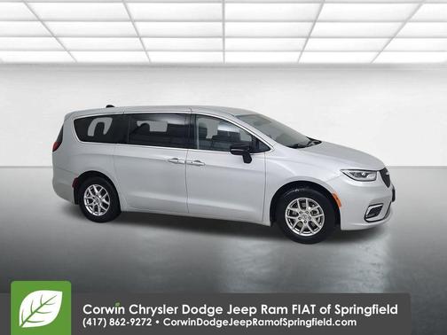 2024 Chrysler Pacifica Touring-L