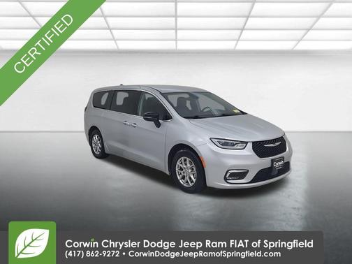 2024 Chrysler Pacifica Touring-L