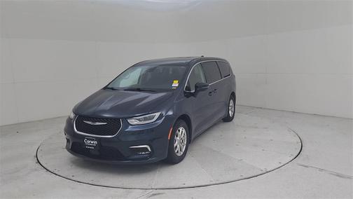 2023 Chrysler Pacifica Touring-L