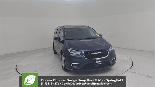 2023 Chrysler Pacifica Touring-L