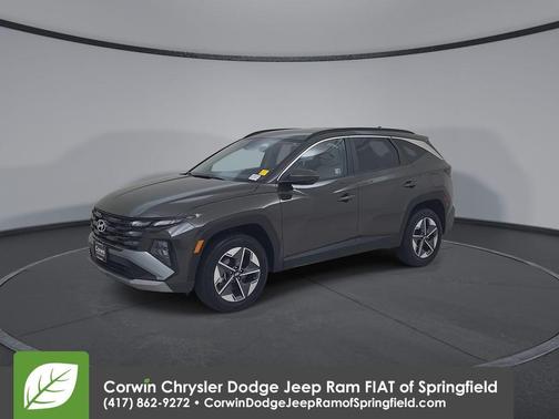 Green 2025 Hyundai TUCSON SEL