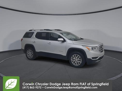 Quicksilver Metallic 2018 GMC Acadia SLE-2