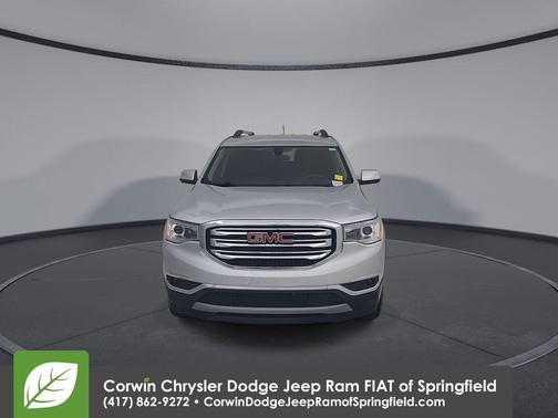 Quicksilver Metallic 2018 GMC Acadia SLE-2