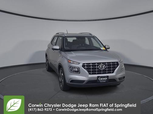 Shimmering Silver 2025 Hyundai VENUE SEL