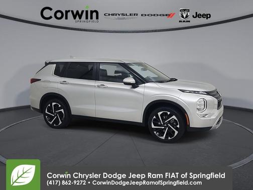 2024 Mitsubishi Outlander SE