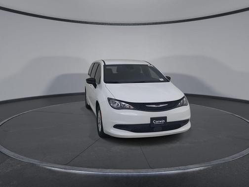 2026 Chrysler Voyager LX