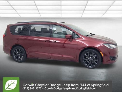 2020 Chrysler Pacifica Touring-L Plus
