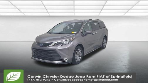 2024 Toyota Sienna XLE